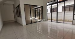 Canal Garden South, Horizon Hills Canal Garden South, Horizon Hills