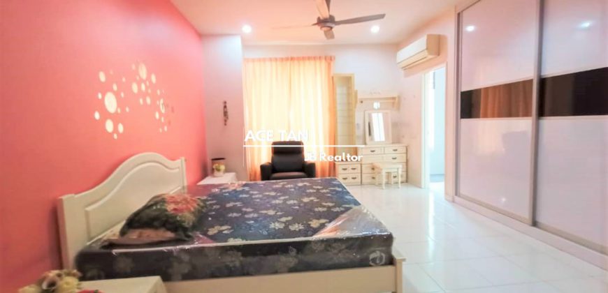 Setia Tropika Setia Tropika