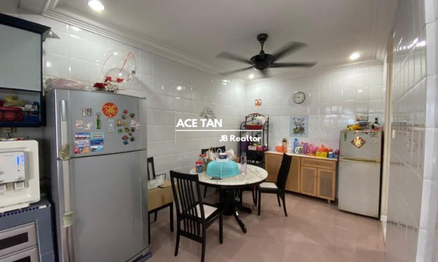 Taman Molek, Big Terrace House Taman Molek, Big Terrace House