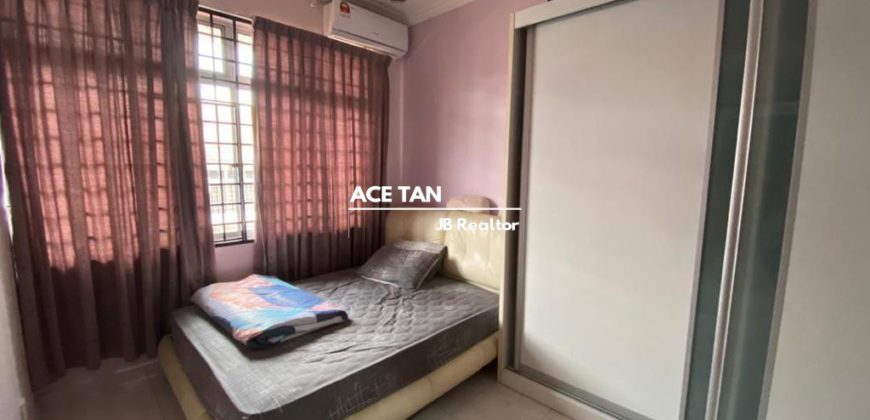 Taman Molek, Big Terrace House Taman Molek, Big Terrace House