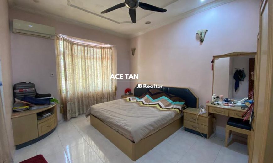 Taman Molek, Big Terrace House Taman Molek, Big Terrace House