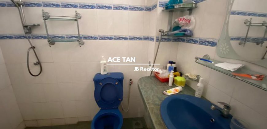 Taman Molek, Big Terrace House Taman Molek, Big Terrace House