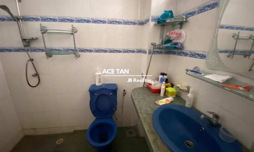 Taman Molek, Big Terrace House Taman Molek, Big Terrace House