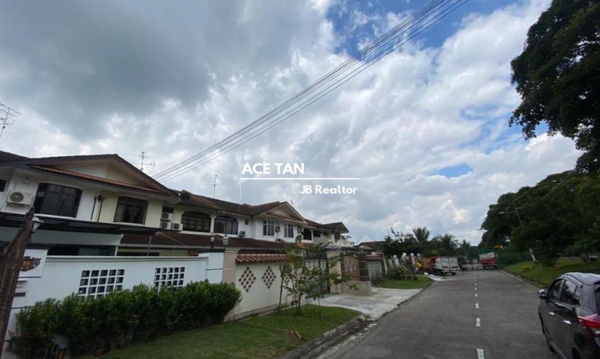 Taman Molek, Big Terrace House Taman Molek, Big Terrace House