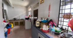 Taman Molek, Big Terrace House Taman Molek, Big Terrace House