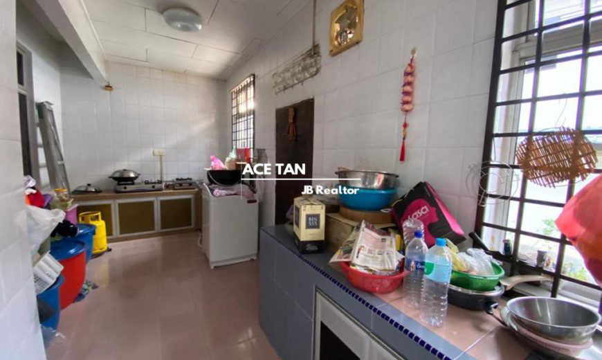 Taman Molek, Big Terrace House Taman Molek, Big Terrace House