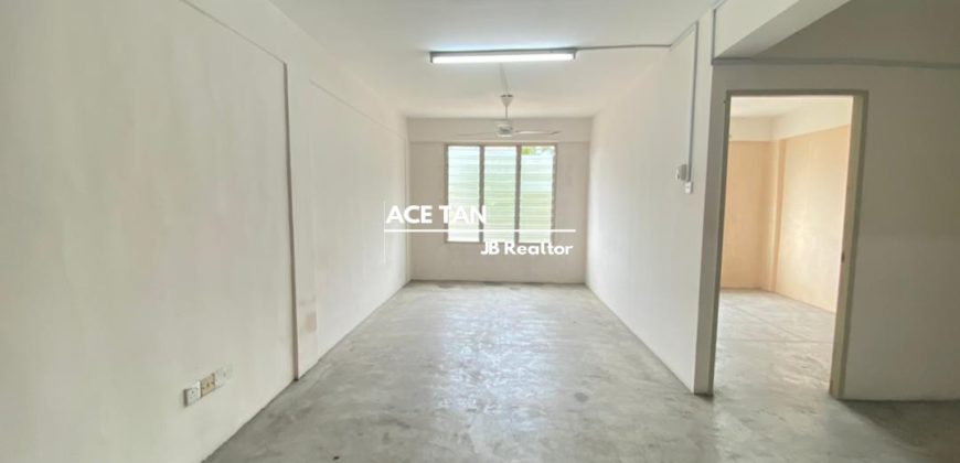 Sri Lanang Flat, Desa Tebrau Sri Lanang Flat, Desa Tebrau