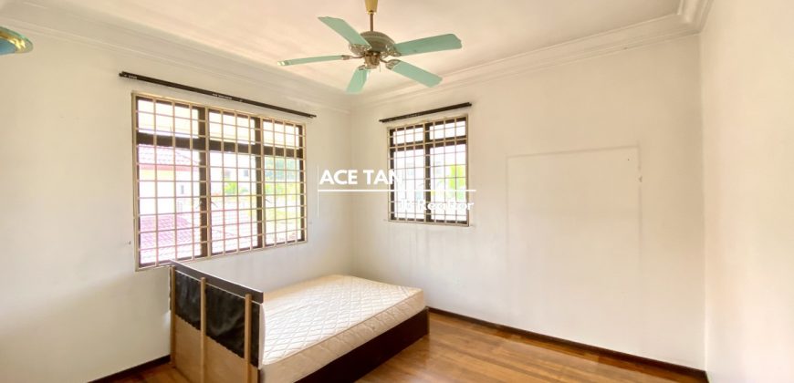 Taman Bukit Rinting (2 Storey Bungalow) Land Area : 8,844 sqft Taman Bukit Rinting (2 Storey Bungalow) Land Area : 8,844 sqft