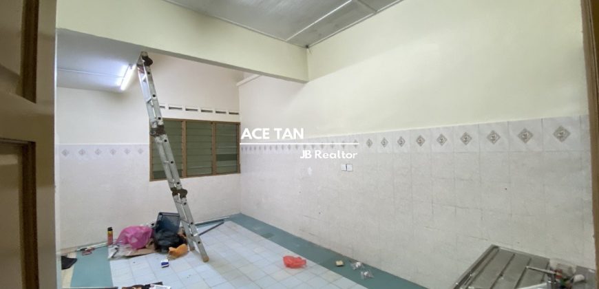 Jalan Anggerik, Taman Johor Jaya