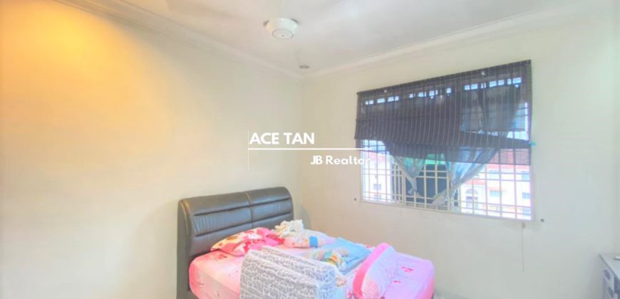 Sri Awana Townhouse, Selesa Jaya (4th Floor) Sri Awana Townhouse, Selesa Jaya (4th Floor)