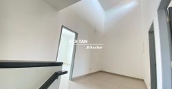 Taman Rinting (24 x 100) Long Car Park Taman Rinting (24 x 100) Long Car Park