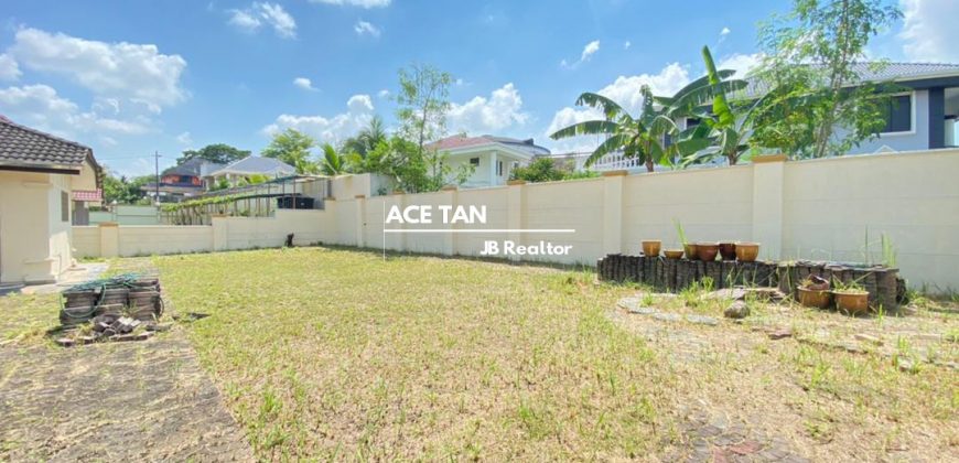 Taman Bukit Rinting (2 Storey Bungalow) Land Area : 8,844 sqft Taman Bukit Rinting (2 Storey Bungalow) Land Area : 8,844 sqft