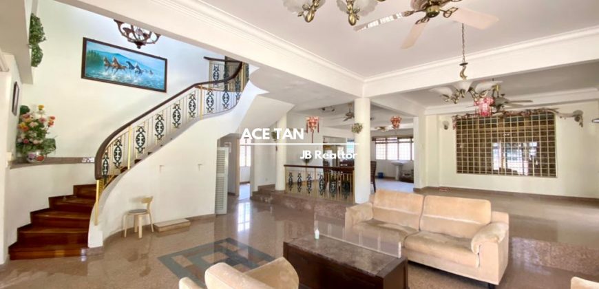 Taman Bukit Rinting (2 Storey Bungalow) Land Area : 8,844 sqft Taman Bukit Rinting (2 Storey Bungalow) Land Area : 8,844 sqft