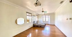 Taman Bukit Rinting (2 Storey Bungalow) Land Area : 8,844 sqft Taman Bukit Rinting (2 Storey Bungalow) Land Area : 8,844 sqft