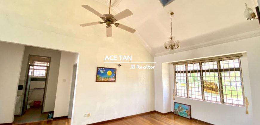 Taman Bukit Rinting (2 Storey Bungalow) Land Area : 8,844 sqft Taman Bukit Rinting (2 Storey Bungalow) Land Area : 8,844 sqft