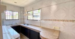 Taman Bukit Rinting (2 Storey Bungalow) Land Area : 8,844 sqft Taman Bukit Rinting (2 Storey Bungalow) Land Area : 8,844 sqft