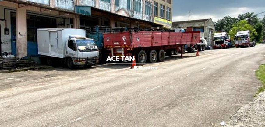 Taman Mutiara (3 Storey Shop Lot) Ulu Tiram