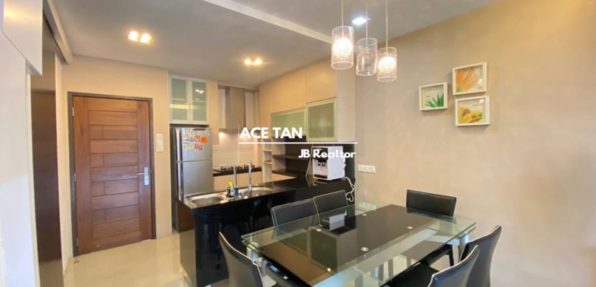 Lake View Suite, Mount Austin – Apartment Corner Lot