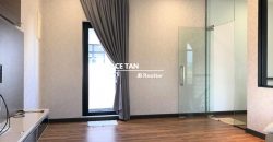 Desa Tebrau – 3 Storey Semi D – SALE
