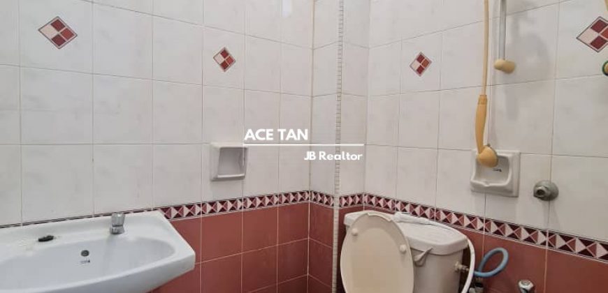 Taman Perling – 1.5 Storey Corner Lot – SALE Taman Perling – 1.5 Storey Corner Lot – SALE