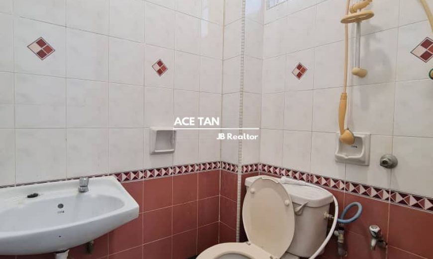 Taman Perling – 1.5 Storey Corner Lot – SALE Taman Perling – 1.5 Storey Corner Lot – SALE
