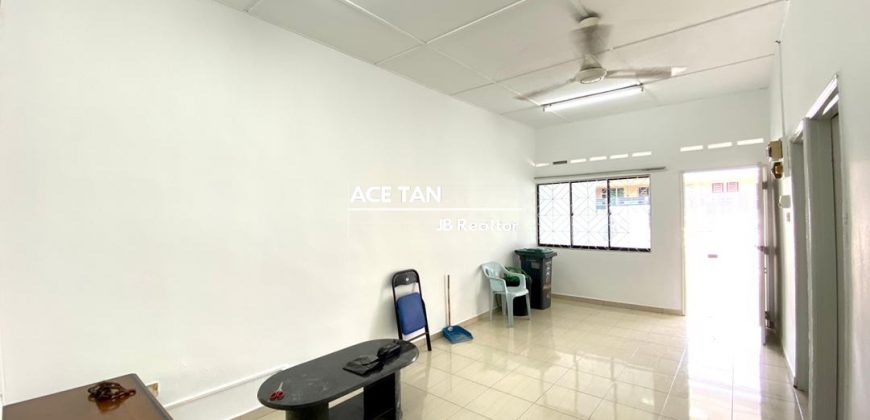 Jalan Anggerik, Johor Jaya – 1 Storey Terrace House – RENT Jalan Anggerik, Johor Jaya – 1 Storey Terrace House – RENT
