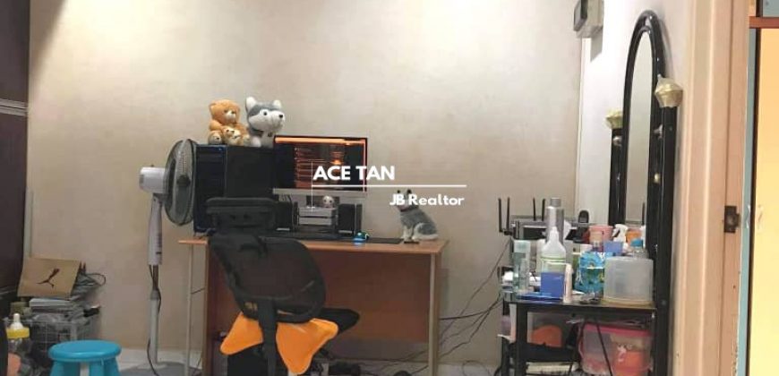 Mutiara Emas 2 , Austin – 2 Storey Terrace House – SALE