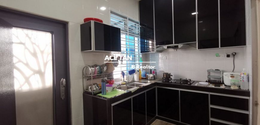 LA Garden @ Pulai Jaya – 2 Storey Terrace – SALE LA Garden @ Pulai Jaya – 2 Storey Terrace – SALE