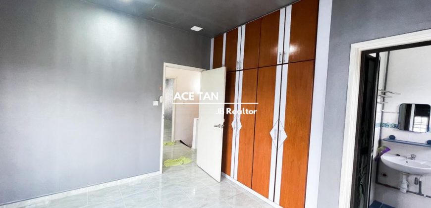 Setia Indah – End Lot 2 Storey Terrace – SALE Setia Indah – End Lot 2 Storey Terrace – SALE