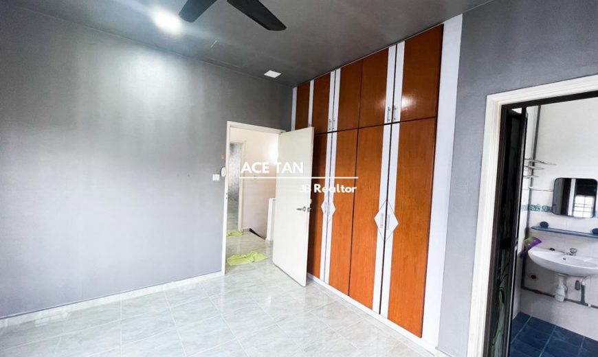 Setia Indah – End Lot 2 Storey Terrace – SALE Setia Indah – End Lot 2 Storey Terrace – SALE