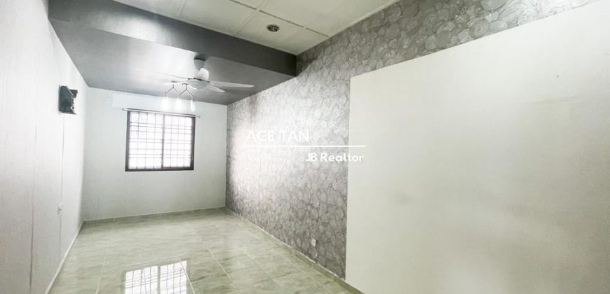 Setia Indah – End Lot 2 Storey Terrace – SALE Setia Indah – End Lot 2 Storey Terrace – SALE