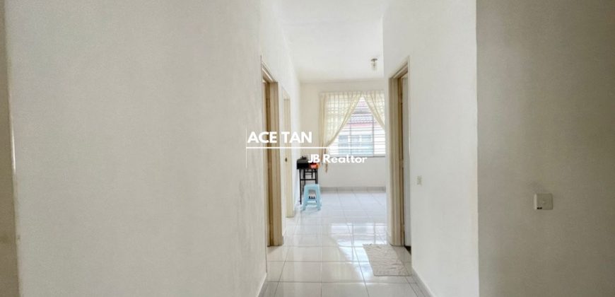 Setia Tropika – 2 Sty Terrace House – SALE Setia Tropika – 2 Sty Terrace House – SALE