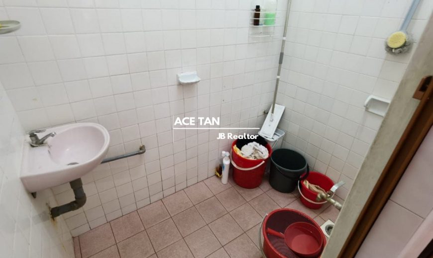 Taman Universiti – 1 Sty Terrace End Lot – SALE Taman Universiti – 1 Sty Terrace End Lot – SALE