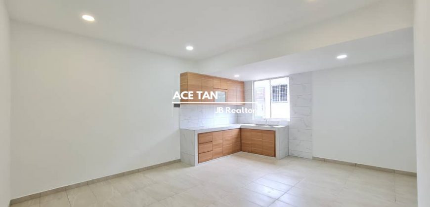Taman Perling – 1.5 Sty Terrace Corner – SALE Taman Perling – 1.5 Sty Terrace Corner – SALE
