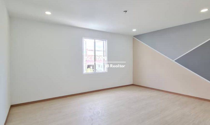 Taman Perling – 1.5 Sty Terrace Corner – SALE Taman Perling – 1.5 Sty Terrace Corner – SALE