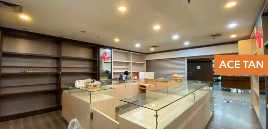 Holiday Plaza Retail Space – G Floor – RENT