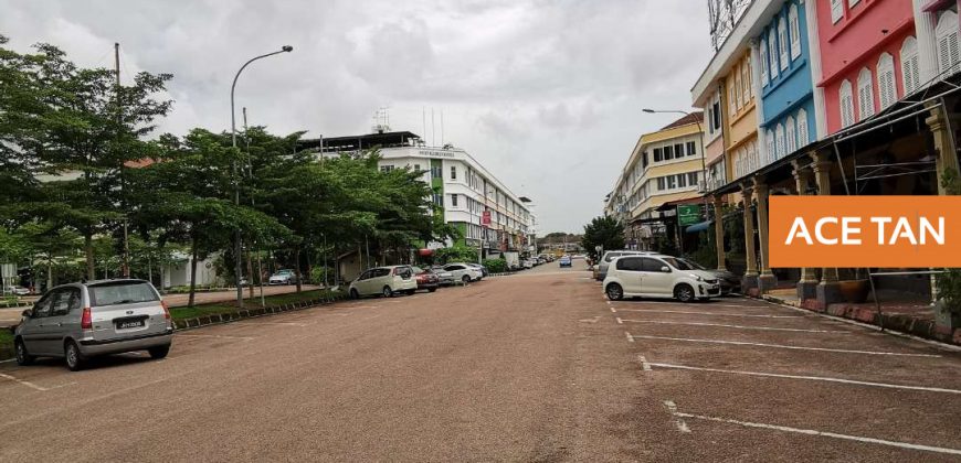 Jalan Suria @ Bandar Seri Alam – 3 Storey Shop Lot – FOR SALE