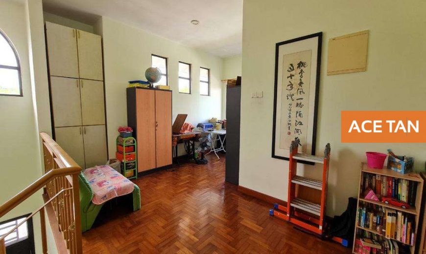 Ponderosa Green @ Taman Molek – 2 Storey Semi Detached End Lot – FOR SALE Ponderosa Green @ Taman Molek – 2 Storey Semi Detached End Lot – FOR SALE