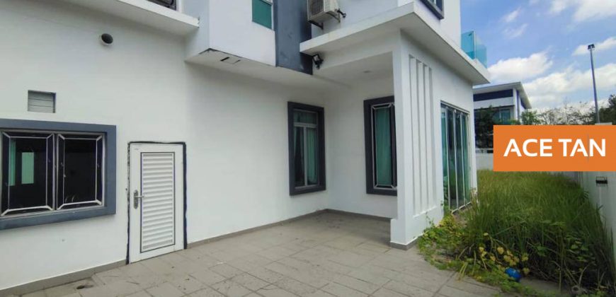 Nusa Duta 1 – 2 Storey Semi Detached Corner – FOR SALE Nusa Duta 1 – 2 Storey Semi Detached Corner – FOR SALE