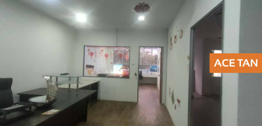 Mount Austin – Shop Lot First Floor – FOR RENT