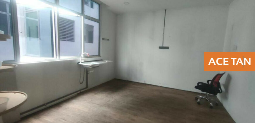 Mount Austin – Shop Lot First Floor – FOR RENT