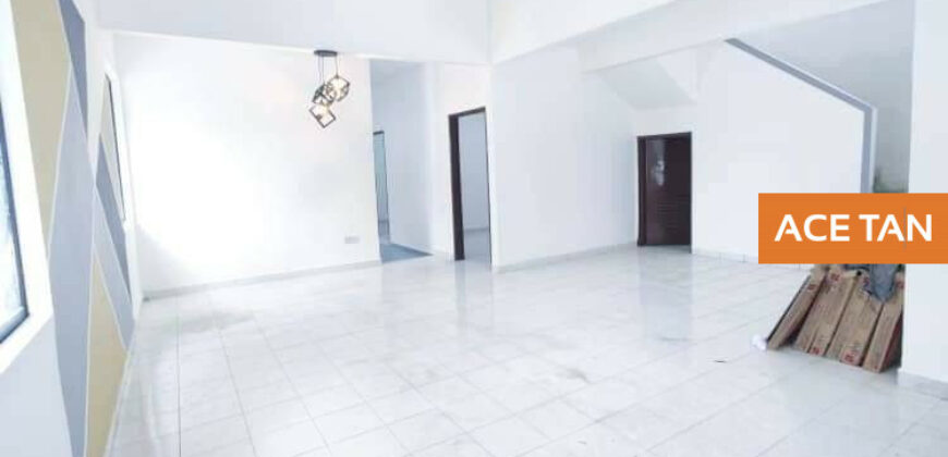 Taman Megah Ria – 1.5 Storey Semi Detached – FOR SALE