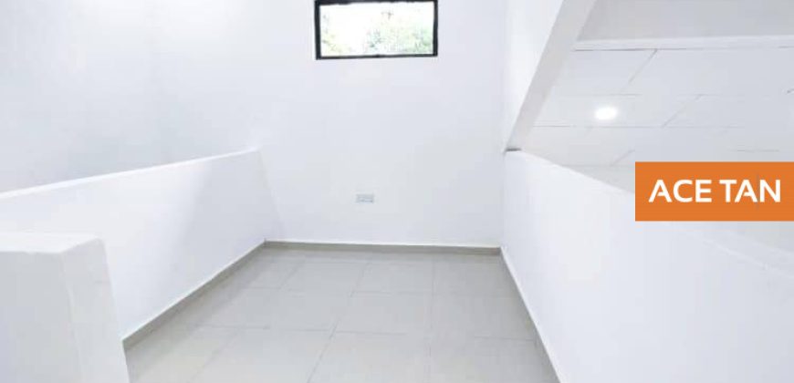Taman Megah Ria – 1.5 Storey Semi Detached – FOR SALE