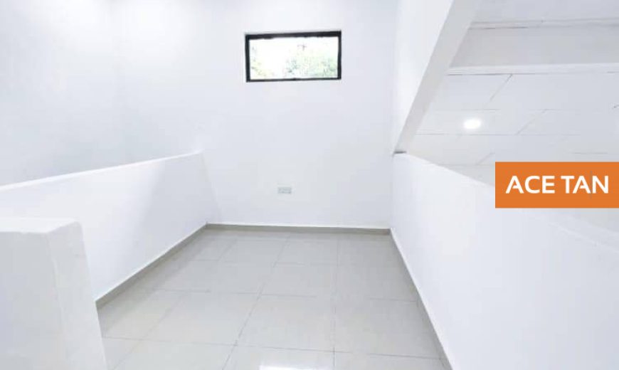 Taman Megah Ria – 1.5 Storey Semi Detached – FOR SALE