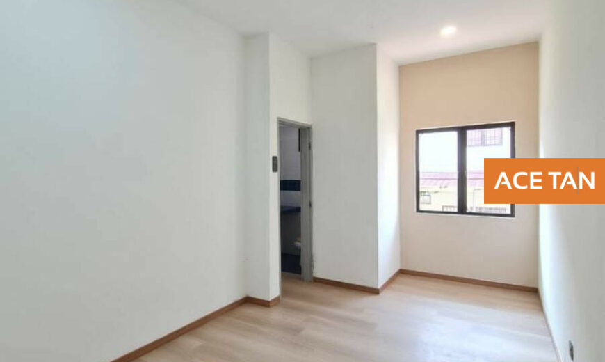 Mount Austin – 2 Storey Terrace House – FOR SALE Mount Austin – 2 Storey Terrace House – FOR SALE