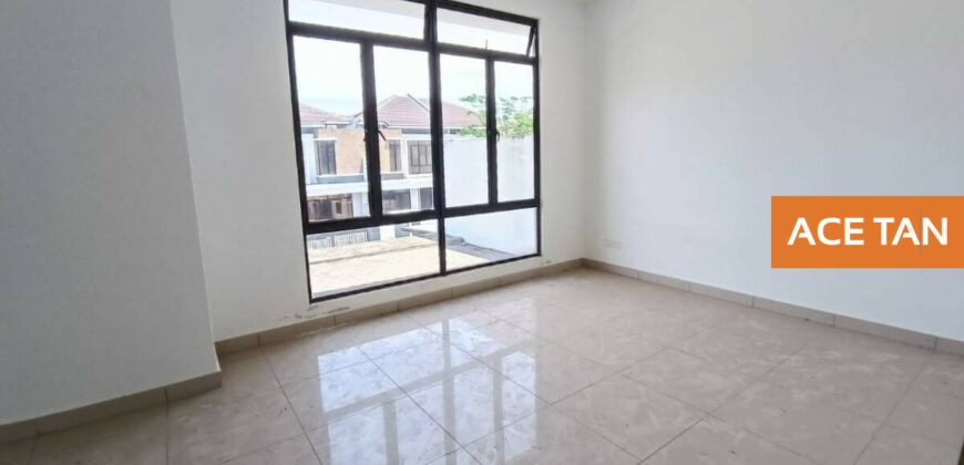 Taman Austin Duta – 2 Storey Superlink House – FOR SALE Taman Austin Duta – 2 Storey Superlink House – FOR SALE