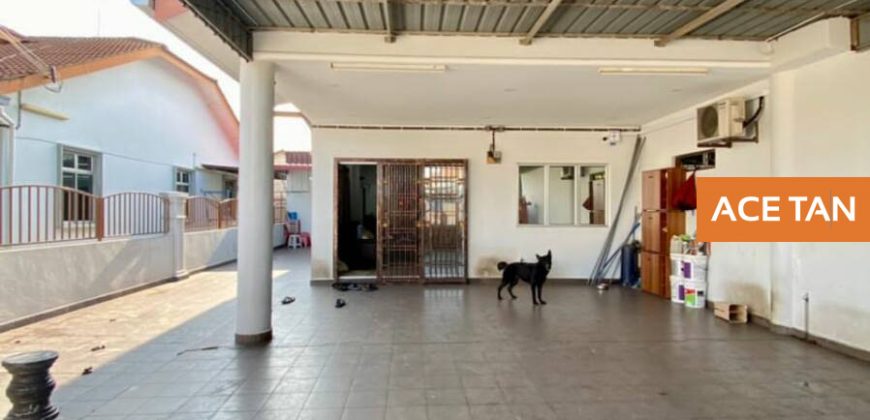 Taman Nusa Bestari 2 – Single Storey End Lot Terrace House – FOR SALE Taman Nusa Bestari 2 – Single Storey End Lot Terrace House – FOR SALE