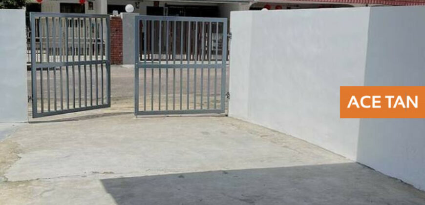 Taman Bukit Tiram – 2 Storey End Lot Terrace House – FOR SALE Taman Bukit Tiram – 2 Storey End Lot Terrace House – FOR SALE