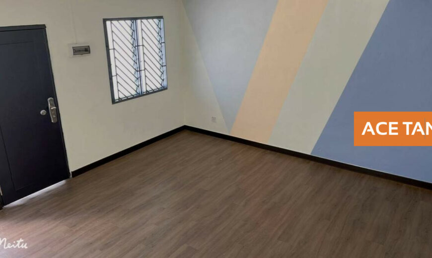 Taman Bukit Tiram – 2 Storey End Lot Terrace House – FOR SALE Taman Bukit Tiram – 2 Storey End Lot Terrace House – FOR SALE