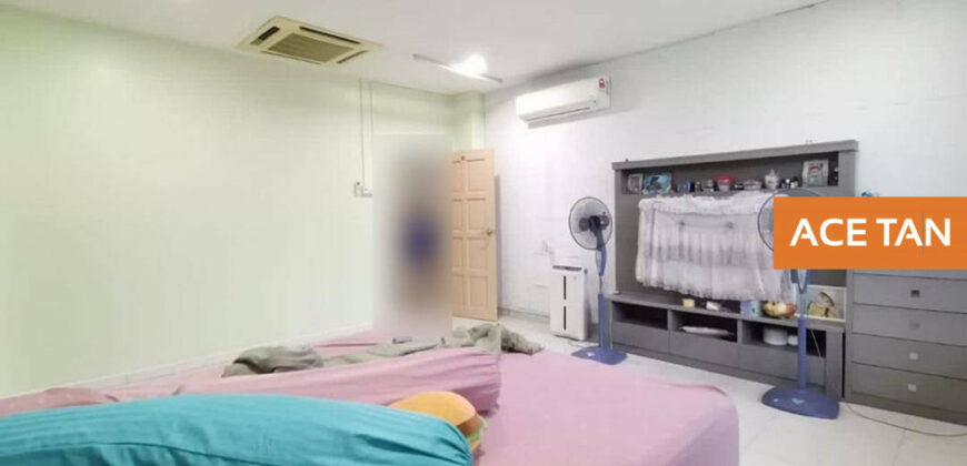 Impian Emas – 2 Storey End Lot Terrace House – FOR SALE Impian Emas – 2 Storey End Lot Terrace House – FOR SALE